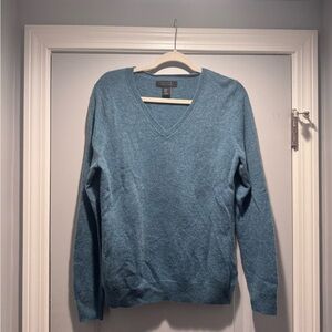 Tahari Men’s Teal V-Neck Sweater